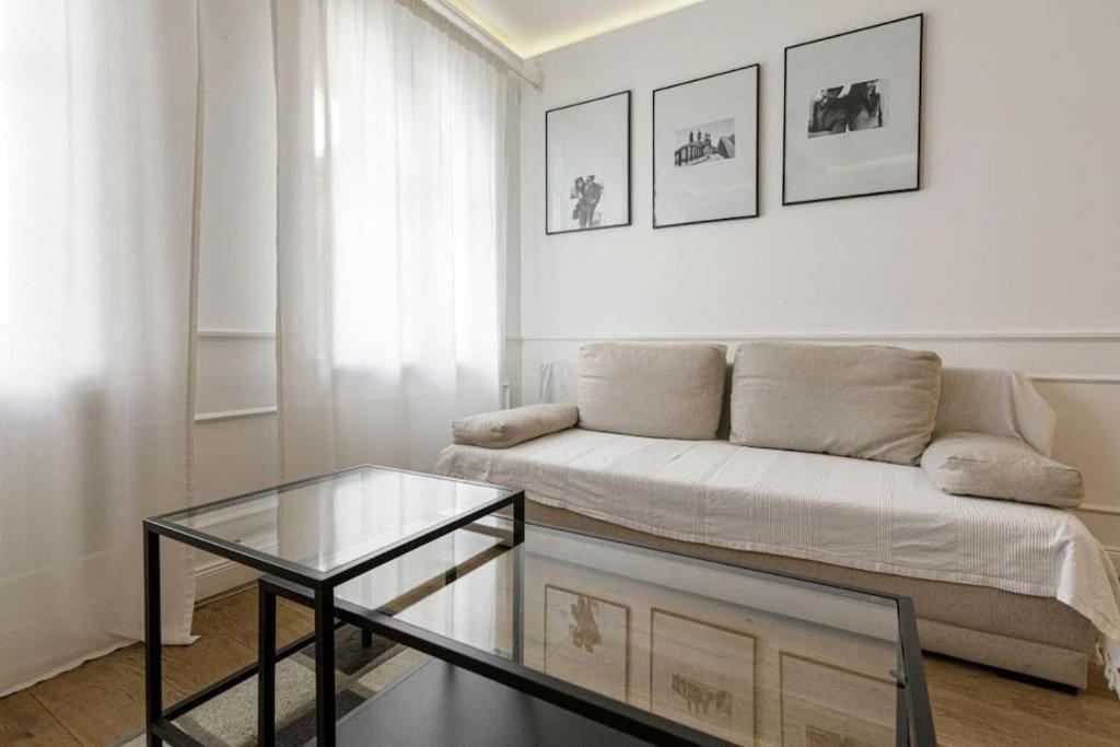 Central Wroclaw Apartment - City Center - Bright And Cozy - U11 Εξωτερικό φωτογραφία